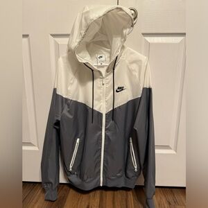 Nike Men's Sportswear Windrunner Hooded Jacket Size Small
